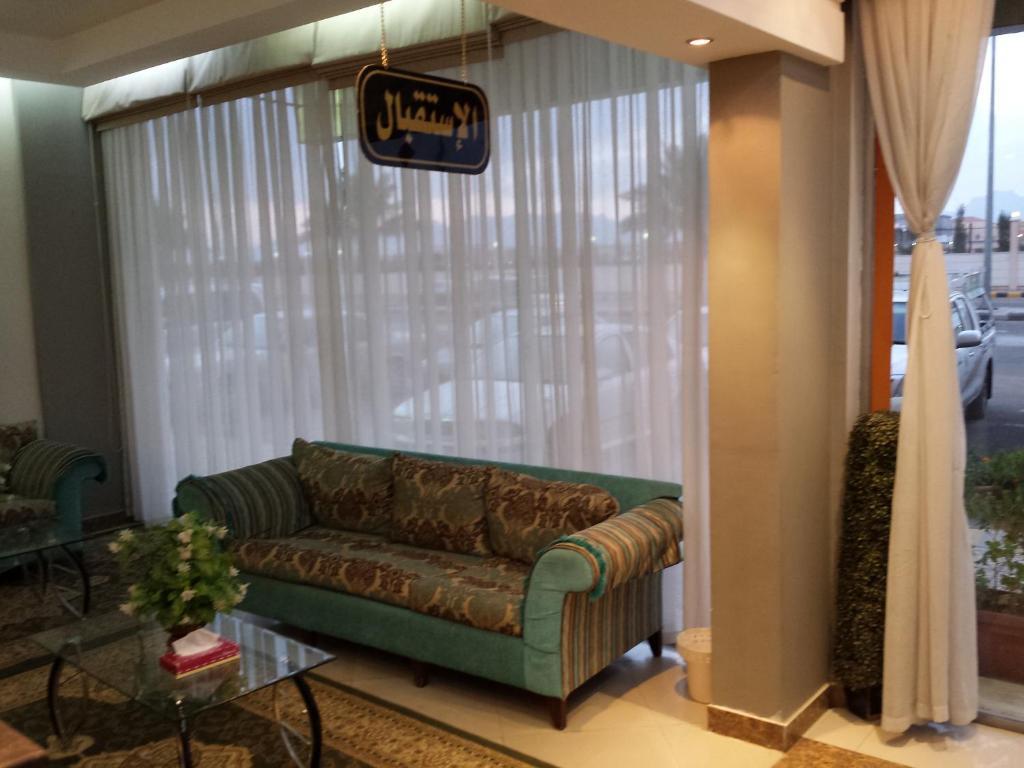 اصال حائل للوحدات السكنية المفروشة Ha'il Esterno foto